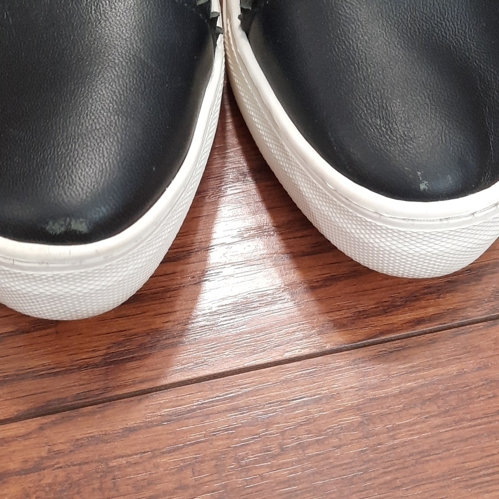 Seychelles Laser Cut Wheelhouse Slip On Sneakers - Picture 5 of 6
